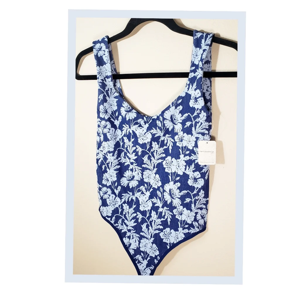 NWT Bodysuit Intimatekly Free People.....size M/L - Picture 1 of 2